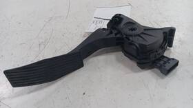 941.gm1v14 Chevrolet Chevy Volt Gas Pedal 2011 2012 2013 2014 2015