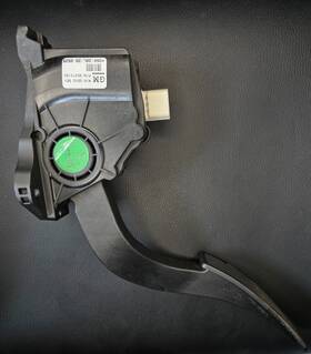 95374184 Chevrolet Oem Gm Accelerator Gas Pedal Assembly Genuine