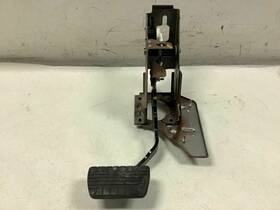 Bat5882.04 Chevrolet Gmt319 Captiva 2013 Brake Pedal Factory