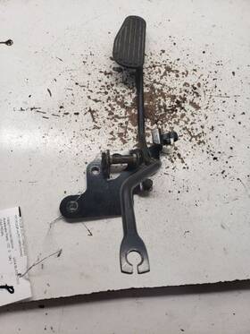 15017921 Chevrolet Truck Blazers10 2004 Accelerator Parts 1140209