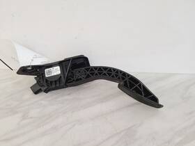 234.gm8m19 Chevrolet Truck Accelerator Gas Pedal Fits 2019 Silvrdo15 572947