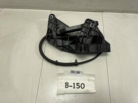 234.gm8p12 Chevrolet Truck 2012 Suburban 1500 Accelerator Gas Pedal Bracket Oem