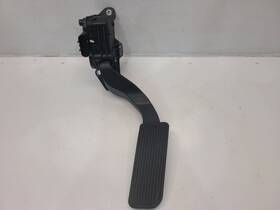 234.gm8x13 Chevrolet Truck 2013 Silverado 1500 5.3l / At Accelerator Pedal