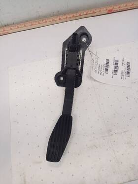 546.gm8423 Chevrolet Truck Electronic Throttle Accelerator Pedal From 2023 Hummer Ev 11274551