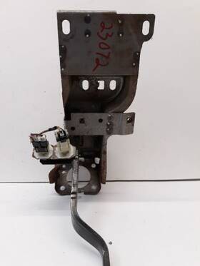 546.gm8f11 Chevrolet Truck 04-12 Colorado Brake Pedal Assembly