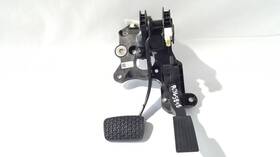 Chevy 234.gm8221 Accelerator And Brake Assembly Oem 2021 Trailblazer