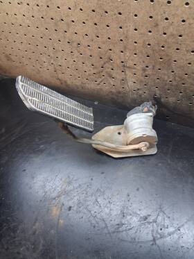 15984422asm Chevy Oem 1997 Chevrolet K2500 Accelerator Pedal Diesel Fuel Gas F10