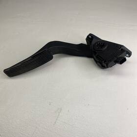 04861714aa Chrysler 2007 300 Touring Gas Accelerator Pedal Oem