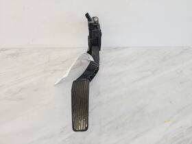 234.ch1t14 Chrysler Accelerator Gas Pedal Fits 2014 300 573811