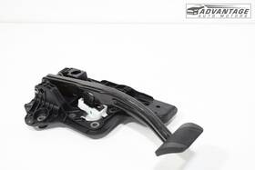 4581676ac Chrysler 2017-2025 Pacifica Floor Stop Brake Pedal With Bracket Support Oem