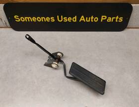 52078314 Dodge 1993 Ram Van B150 Gas Pedal Accelerator Throttle 93 B250