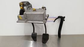 234.fr1n90 Ferrari 1990 Testarossa Accelerator Brake And Clutch Pedal Assembly