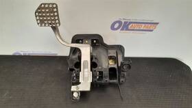 546.fr1c12 Ferrari 2012 California F149 Oem Brake Pedal Support Assembly