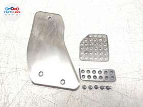 85305600 Ferrari 2008-14 California Pedal Trim Non-slip Cover Metal Side Plate Set F149