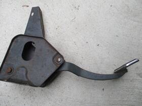 4049247 Fomoco Original Lincoln Mark Ll Brake Pedal And Power Bracket 1956 57