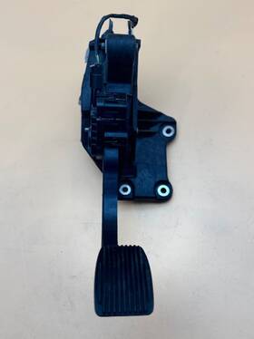 1416b-1026ab-695378c Ford F-150 F150 Gas Fuel Throttle Accelerator Pedal 2009-2014 Oem