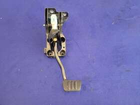2353 Ford 2018-2021 Mustang Gt S550 Pedal Cage Automatic Brake Box Transmission