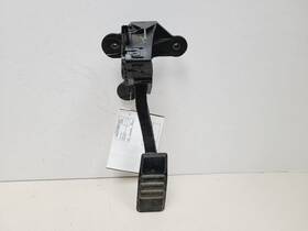 234.fd1i16 Ford Accelerator Gas Pedal Fits 2016 Mustang 566857