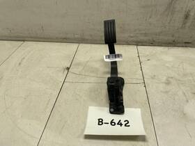 251-01198 Ford 2018 Focus Se Accelerator Gas Pedal Oem