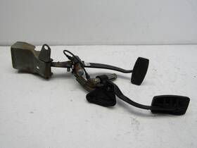 2l242150aa Ford Gas Brake Pedal Expedition 2002 Accelerator Throttle Pad Floor Mount Bracket Oem