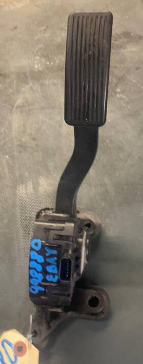 Ford 546-998880 2013 Edge Accelerator Gas Pedal Oem