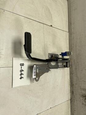 546.fd1g18 Ford 2018 Focus Se Sedan Brake Pedal Assy Oem