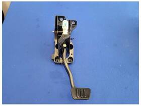 546.fd1i19 Ford 2018-2023 Mustang Gt S550 Brake Pedal Assembly A/t Auto Transmission 2577 546.fd1i19 Ford 2018-2023 Mustang Gt S550 Brake Pedal Assembly A/t Auto Transmission 2577