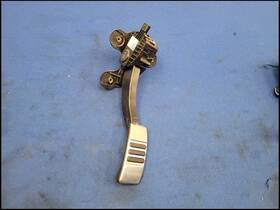 546.fd1i22 Ford 2020-2022 Mustang Shelby Gt500 5.2l Gas Throttle Fuel Drive By Wire 2672