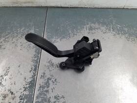 5w73-9n792-aa Ford 2005 Grand Marquis / Crown Vic Victoria Accelerator Throttle Pedal #9031 G3