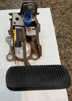 8w73-2450-aa Ford 2008 Crown Victoria Brake Pedal Assembly 8w73-2450-aa Ford 2008 Crown Victoria Brake Pedal Assembly