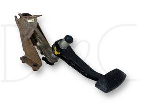 Bc34-2450-fe Ford 11-16 F250 F350 6.7 6.7l Diesel Adjustable Brake Pedal Assembly Oem