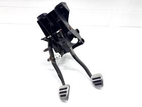 Br33-2450-md Ford 2010 2014 Mustang Manual M/t Brake And Clutch Pedal Assembly Oem