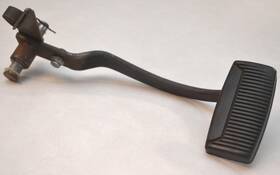 C4az-2455-b Ford 1961-1964 Galaxie Brake Pedal Under Dash Assembly And Pad Original 1962 1963