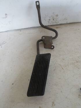 C9za-9a-799-a Ford 1969 1970 Mustang Gas Pedal