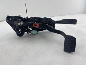 Cd4-dg989f856he Ford 2019-2020 Fusion 2.0l Hybrid Gas Pedal Brake Clutch Oem