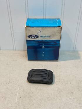 D27z-2457-a Ford Nos 1972-1975 Courier Pickup Clutch/brake Pedal Pad..new Oem