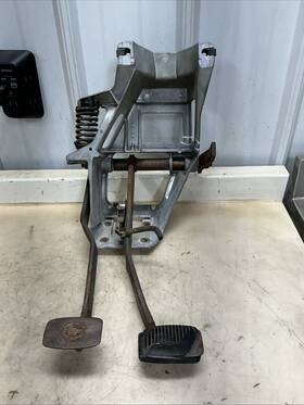 E1ta-2l252-aa Ford 1980 - 1986 F150 F250 Bronco Clutch Pedal Manual Transmission M/t Read