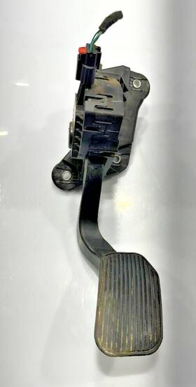 Fl349f836ab Ford 2015-2020 F150 Accelerator Pedal Assembly Part Number Oem Used
