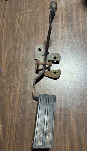 Fota-9726-aa Ford F250 Gas Accelerator Pedal With Bracket 87 88 89 90 91