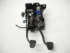 Fr3c2450bj Ford 2015-2023 Mustang S550 M/t Manual Transmission Clutch Brake Pedal Lever Oem
