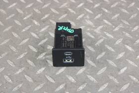 Mlt14f014ac Ford 20-24 Explorer Electronic Center Console Media Hub Interface Port Oem Factory Oe