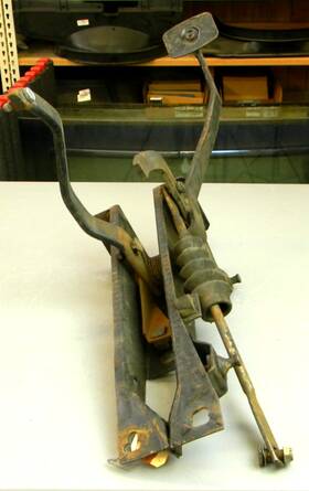T1508 Ford 1955-1957 Thunderbird Brake And Clutch Pedals Support