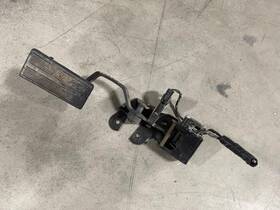234.fd8796 Ford Truck Used 1996 F350 Accelerator Pedal Diesel Type Shipped 28996