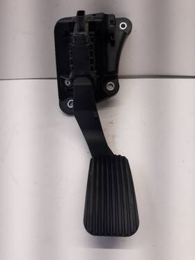 234.fd8819 Ford Truck 17-20 F550sd Accelerator Pedal 234.fd8819 Ford Truck 17-20 F550sd Accelerator Pedal