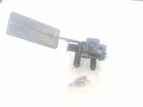 234.fd8m01 Ford Truck 7.3l Accelerator Fuel Pedal Fits 99 00 01 02 03 F250 F350 F450 F550