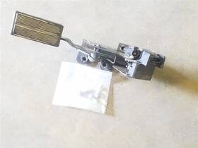 234.fd8n00 Ford Truck 7.3l Accelerator Fuel Pedal Fits 99 00 01 02 03 F250 F350 F450 F550