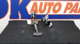 234.fd8n11 Ford Truck 11 F350 Super Duty Oem Gas Accelerator Brake Pedal Assembly