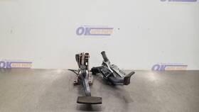 Ford Truck 234.fd8n13 13 F350 Sd Power Accelerator And Brake Pedal Set Pair