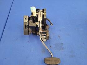 546.fd8323 Ford Truck 2023 F250 Super Duty Brake Pedal Automatic Transmission A/t 2558