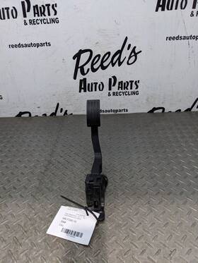 Cv61-9f836-gb Ford Truck 546.fd8c16 2013-2016 Escape Accelerator Gas Pedal Awd Oem 1169349